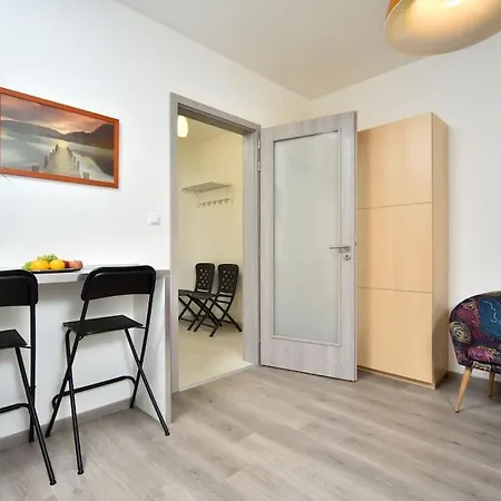 פראג Appartment Waltrovka, Free Parking מראה חיצוני תמונה
